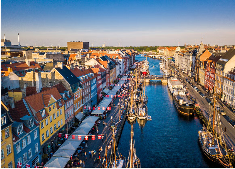 Danemarca, Copenhaga, Apartament privat pentru tine si colega ta!